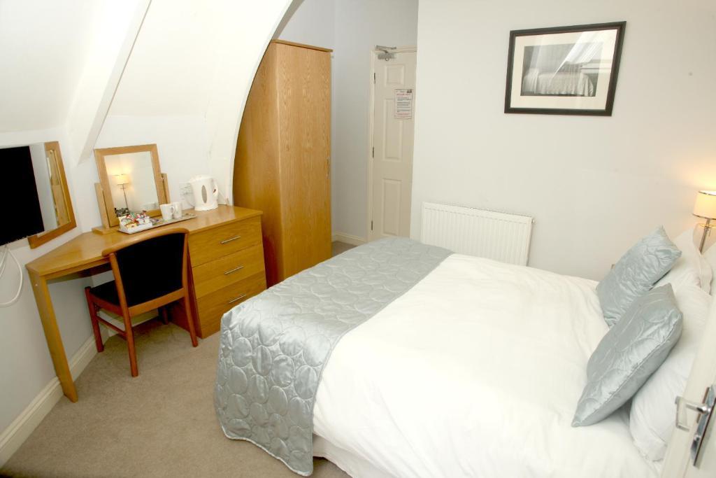 Cliff Lawn Hotel Leeds  Habitación foto